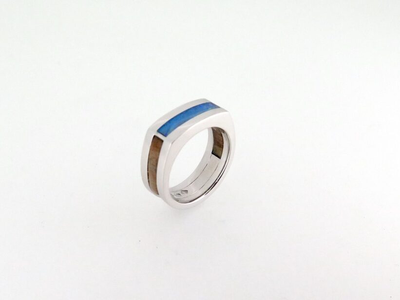 18ct white gold opal and timber handmade gents ring. This ring was commissioned and had to include timber from the clients property and also opal as is the wearers birthstone.