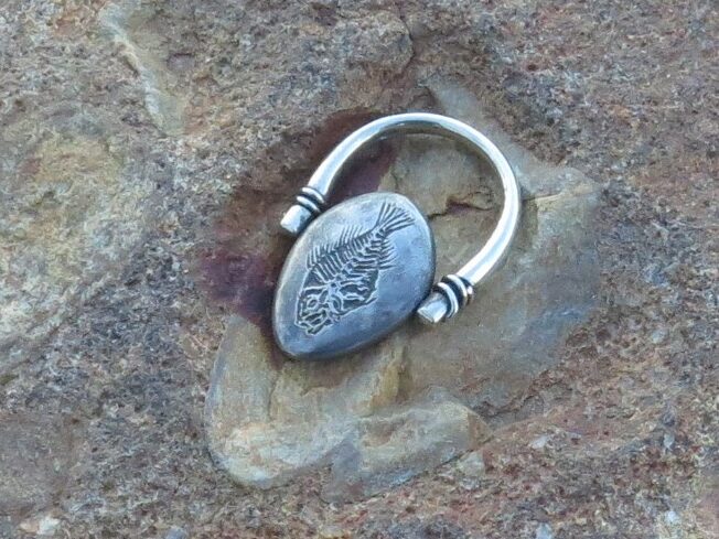 Handmade & engraved Sterling Silver fossil flip ring 