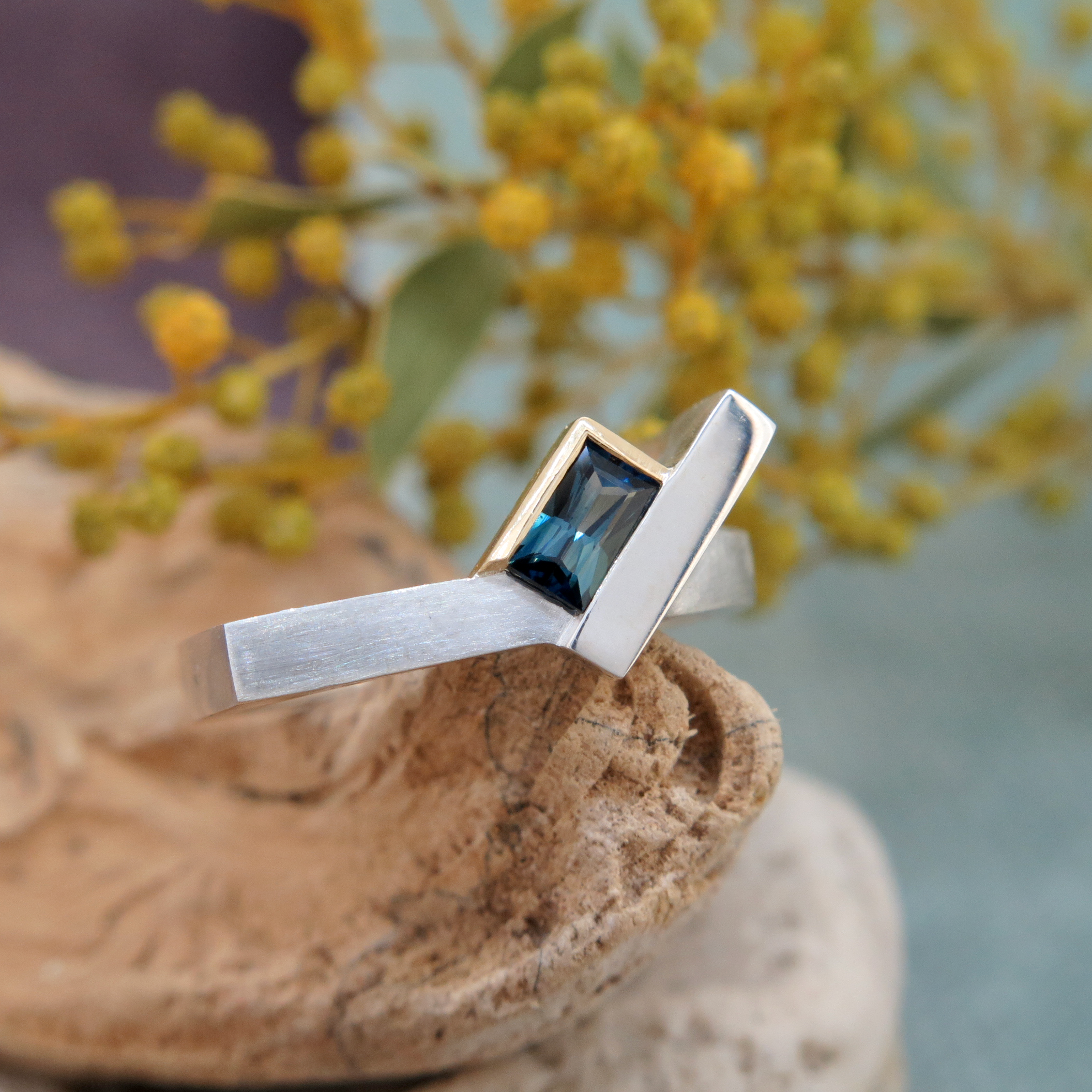 Handmade Silver Palladium, 18ct yellow gold, Australian Sapphire ring
